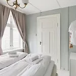 Historic Gem I Charming Feriehus